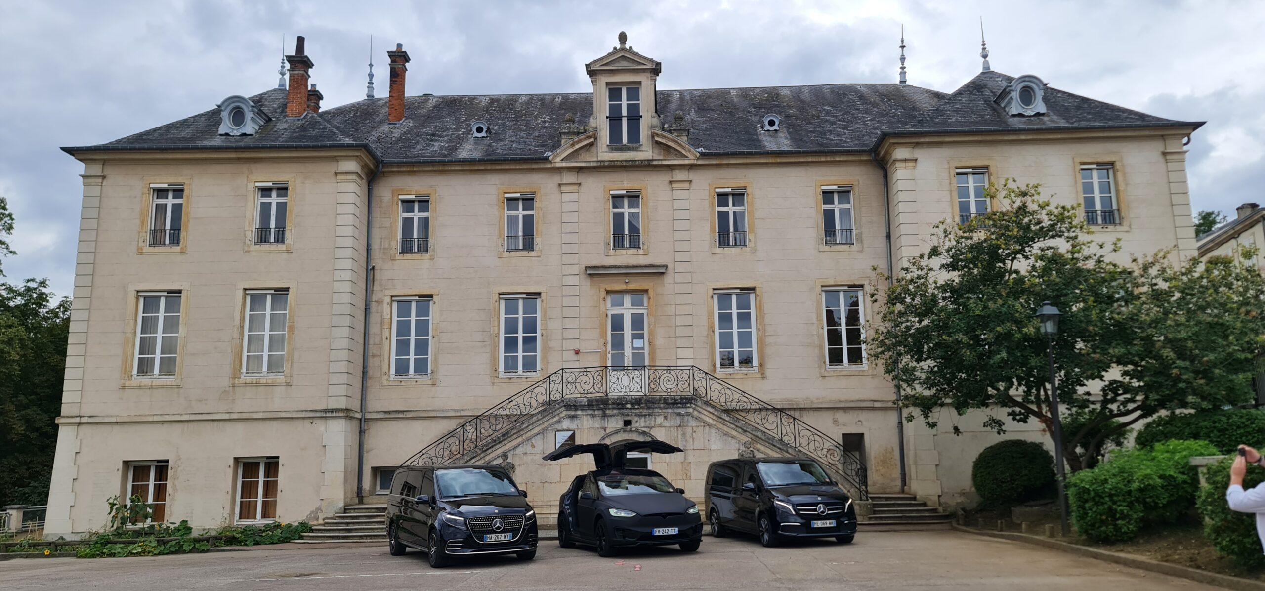 MISE A DISPOSITION de VEHICULES
